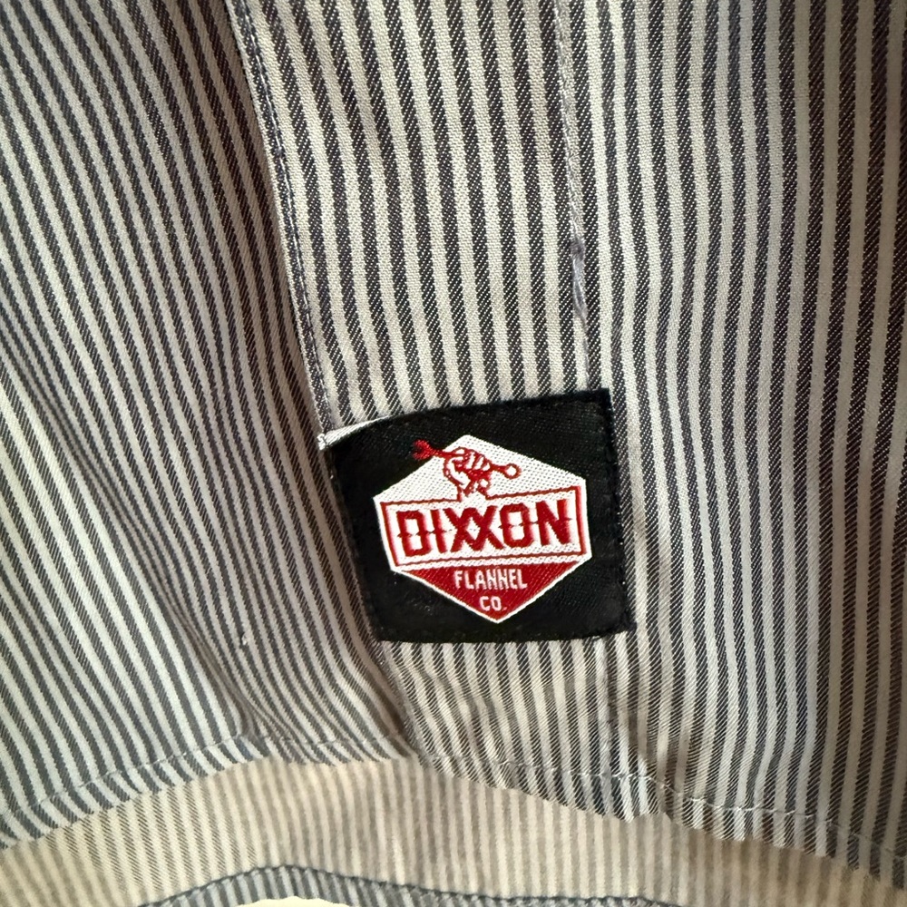 DIXXON Men's navy Striped Button Down Shirt